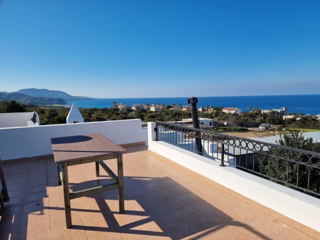 2+1 VILLA ZU VERKAUFEN IN DER REGION KYRENIA KARŞIYAKA, ZYPERN