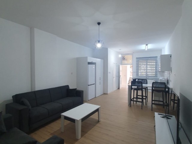 2+1 WOHNUNG ZUR MIETE IM ZENTRUM VON ZYPERN GİRNE