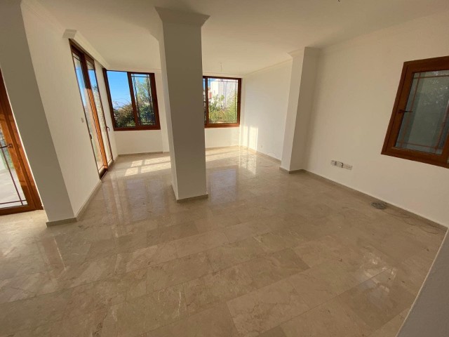 Villa For Sale in Çatalköy, Kyrenia