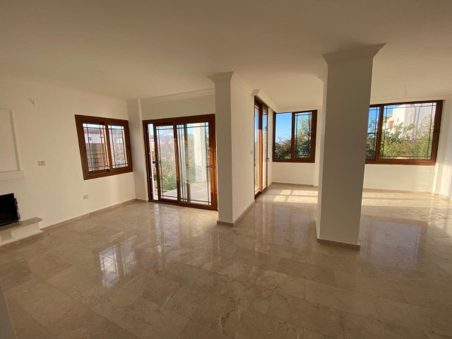 Villa For Sale in Çatalköy, Kyrenia