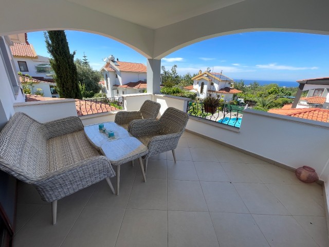 4+1 VILLA WITH PRIVATE POOL FOR SALE IN CYPRUS GIRNE ALSANCAK REGION