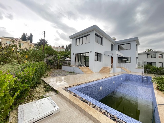 4+1 VILLA FOR SALE IN CYPRUS GİRNE ÇATALKOY REGION