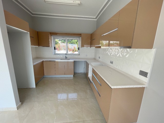 3+1 VILLA FOR SALE IN CYPRUS KYRENIA ESENTEPE REGION