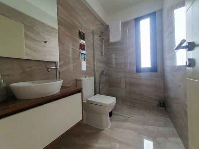 2+1 FLAT FOR SALE IN THE CENTER OF CYPRUS KYRENIA