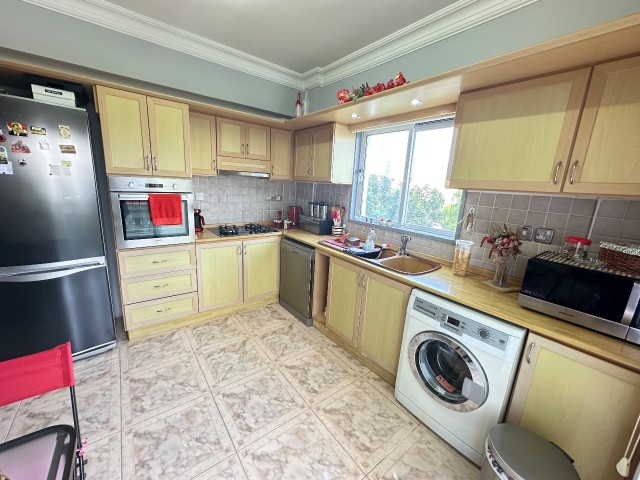 2+1 FLAT FOR SALE IN CYPRUS KYRENIA CENTER