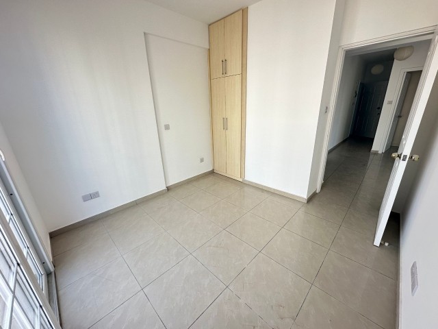 2+1 WOHNUNG ZUM VERKAUF IN ZYPERN KYRENIA CENTER