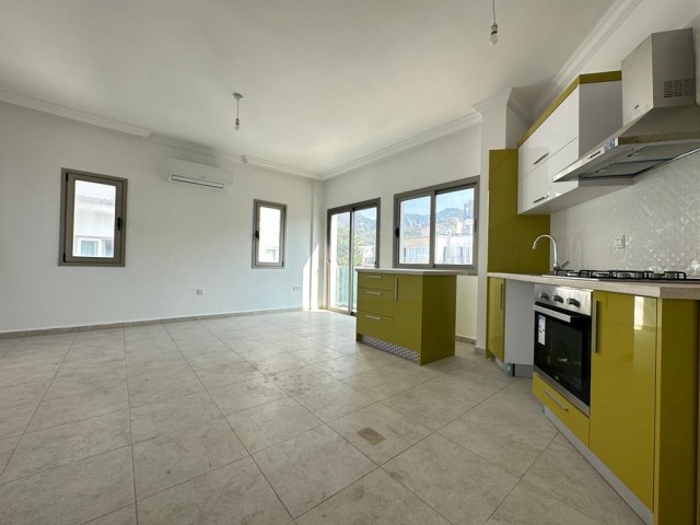 1+1 WOHNUNG ZUM VERKAUF IN ZYPERN KYRENIA CENTER