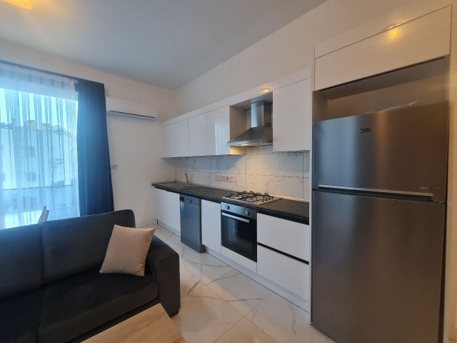 Flat To Rent in Alsancak, Kyrenia