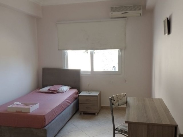 Kyrenia Edremit 3+1 Fully Furnished Apartment for Rent 