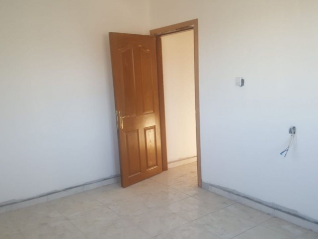 HASPOLATTA  SATILIK  MANDIRA  VE  2 ADET  3+1    DAİRE