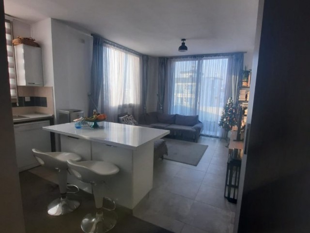 بنتهاوس للبيع 2+1 PENTHOUSE-WOHNUNG ZU VERKAUFEN IN GÖNYELI