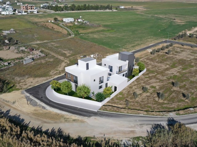 kıbrıs lefkoşada satılık tam müstakil Villa