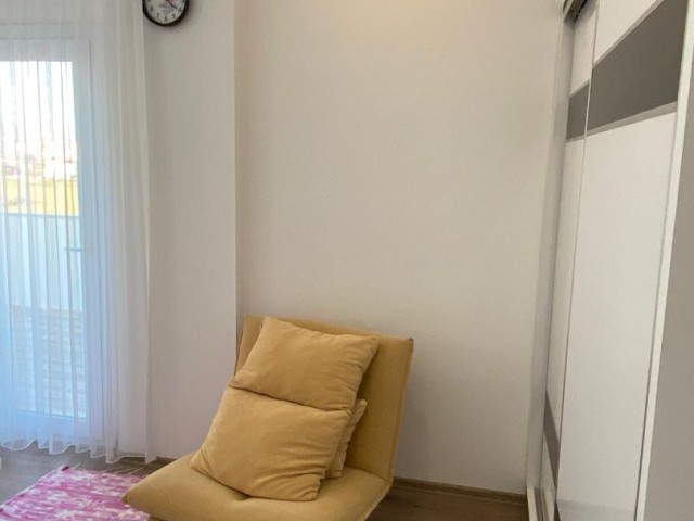 2+1 в Лонг Бич в аренду 800£