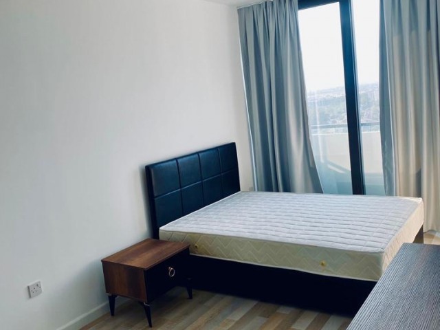 Luxus 1+1 650$ in erstklassiger niederländischer Etage 14