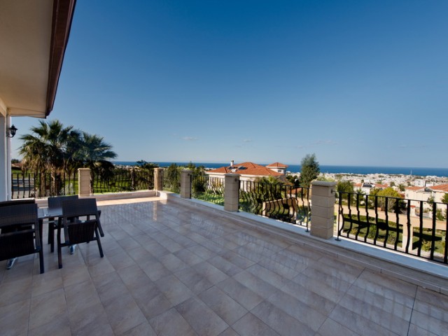 1000m2 Ultra Lux Mansion in 5.5 Acres of Land in Kyrenia - Suitable for Bank Loan ** 