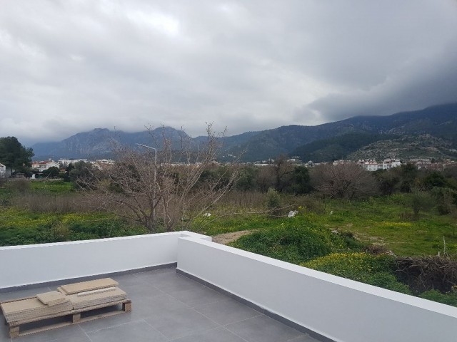 Yeni villa 180m2 - 