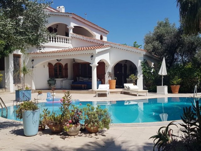 Mediteranian style villa by beach