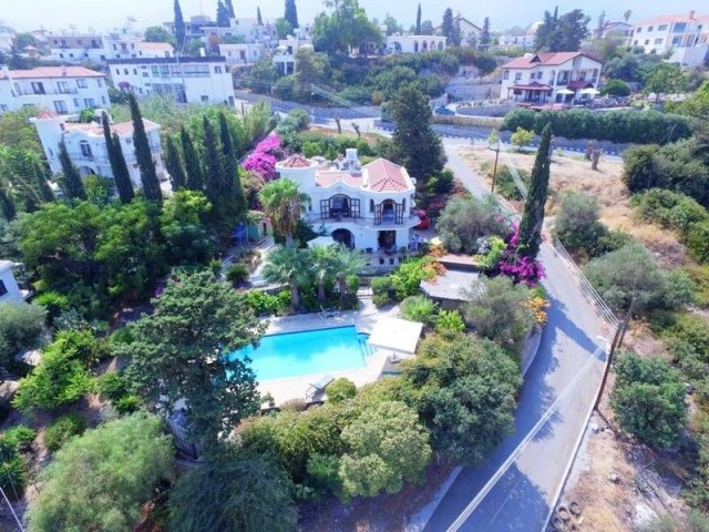 Luxury Villa with Sea View -Private Swimming Pool in 1 Acre of Land in Kyrenia Çatalköy - Suitable for Bank Loan ** 