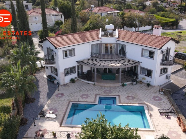 SUPER LUX VILLA