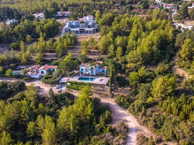 Girne'de Kiralık Muhteşem Villa