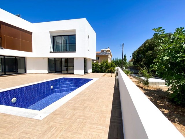 3+1 and 4+1 Luxury Villas in the center of Kyrenia