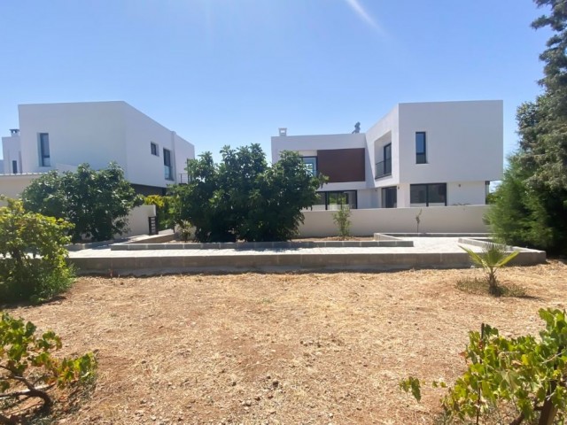 3+1 and 4+1 Luxury Villas in the center of Kyrenia