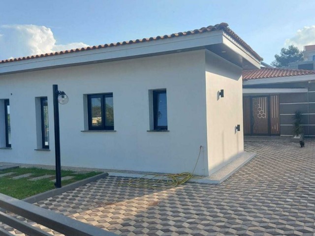 4+1 House with Pool in Kyrenia