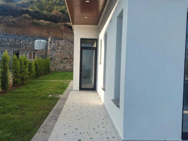 4+1 House with Pool in Kyrenia