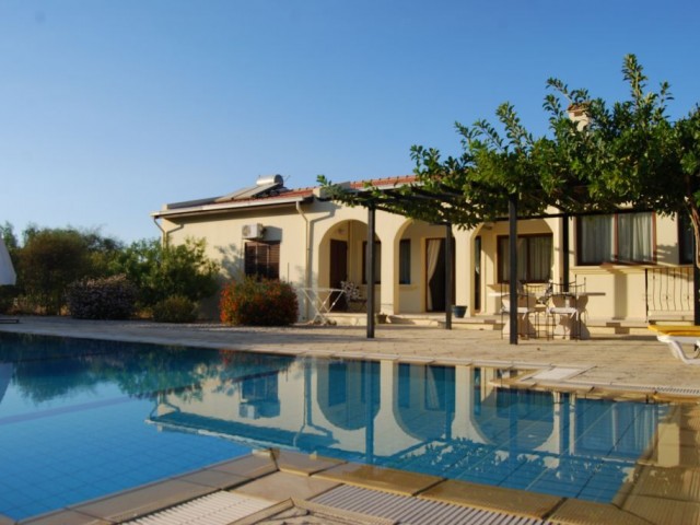 Villa For Sale in Alsancak, Kyrenia