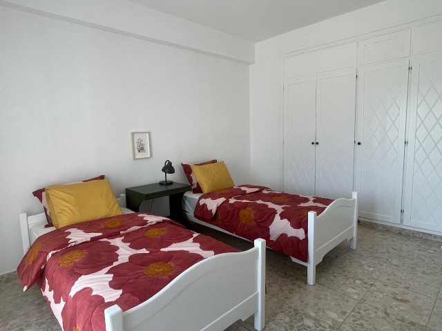 New 2+1 furnished apartment by the sea