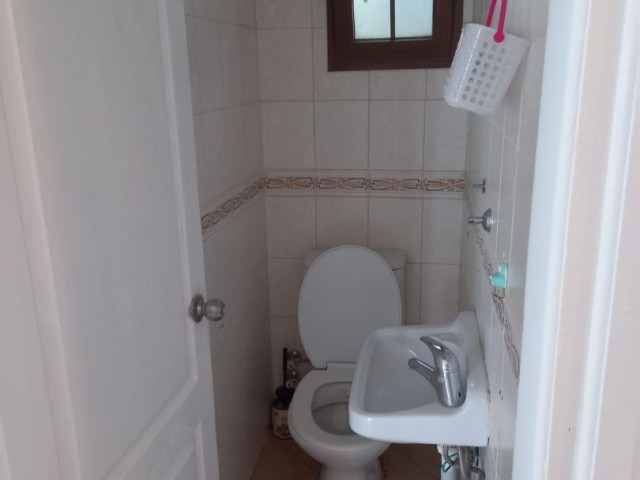 Girne Merkez'de kiralık 2+1  penthouse 