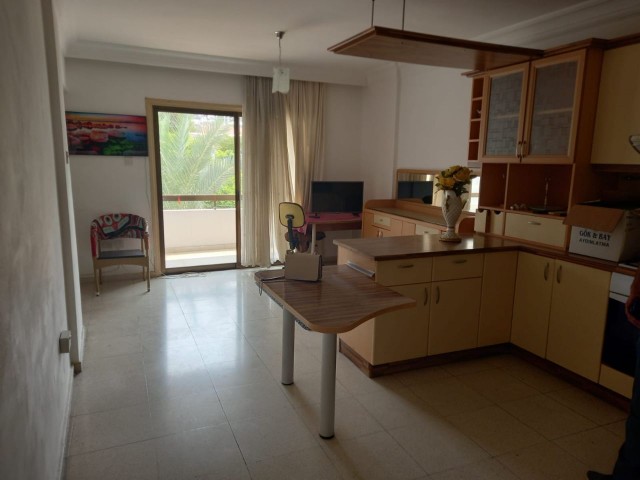 3+1 apartment for rent in center of Kyrenia.