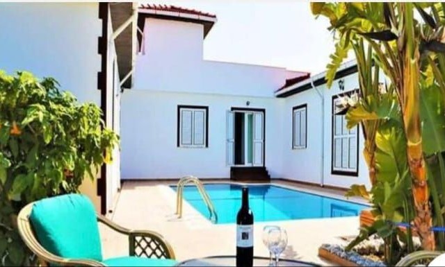 4+1 Villa With Private Swiming Pool For Daily Rental In Kyrenia Karşiyaka
