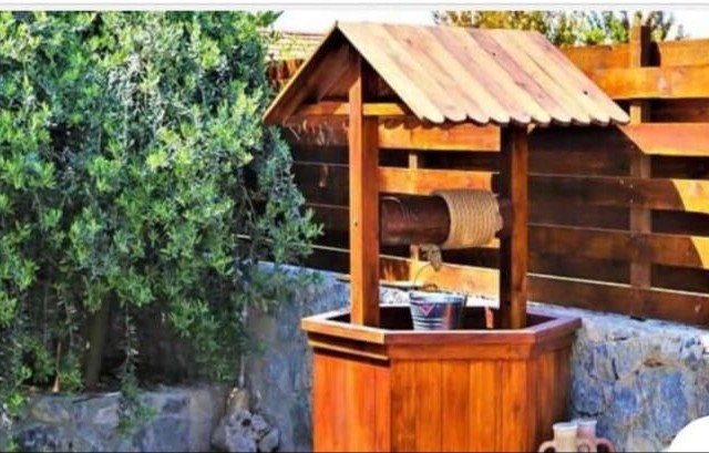 4+1 Villa With Private Swiming Pool For Daily Rental In Kyrenia Karşiyaka