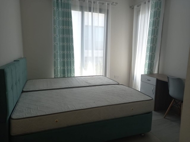 LUXUS-WOHNUNG ZU VERMIETEN 2+1 IN KYRENIA ALSANCAK TA MIT POOL ** 