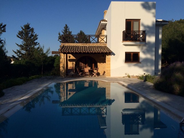 3+1 Villa For Sale In The Magnificent Nature In Alsancak ** 