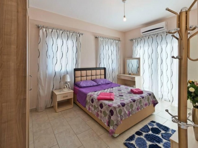 4+1 VILLA ZUR TÄGLICHEN MIETE IN KYRENIA CHATALKÖY DE FUL MÖBLIERT ** 