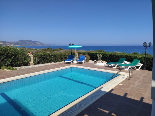 4+1 Villa Mit Privatem Pool Zur Täglichen Miete In Kyrenia Karsiyakada ** 