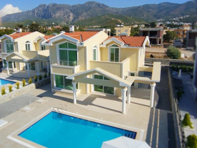 Möblierte 3 + 1 Villa Zur Miete In Kyrenia Alsancak ** 