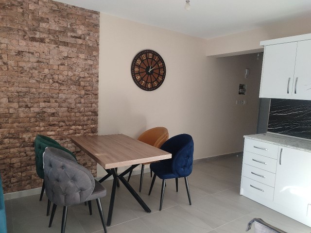 Girne merkezde yeni  full eşyalı  2+1 satılık sıfır daire 