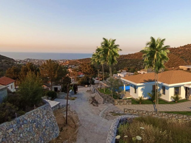 SUPER LUXUS VILLA ZUM VERKAUF IN ALSANCAKTA 2 HEKTAR LAND IN EXKLUSIVEM DESIGN MIT DER NATUR MIT HERRLICHEM MEER-UND BERGBLICK VERFLOCHTEN ** 