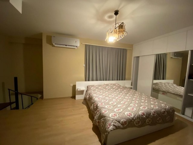 GİRNE MERKEZDE 3+1 KİRALIK PENTHOUSE