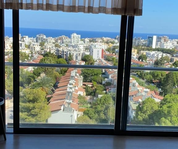 GİRNE MERKEZDE 3+1 KİRALIK PENTHOUSE