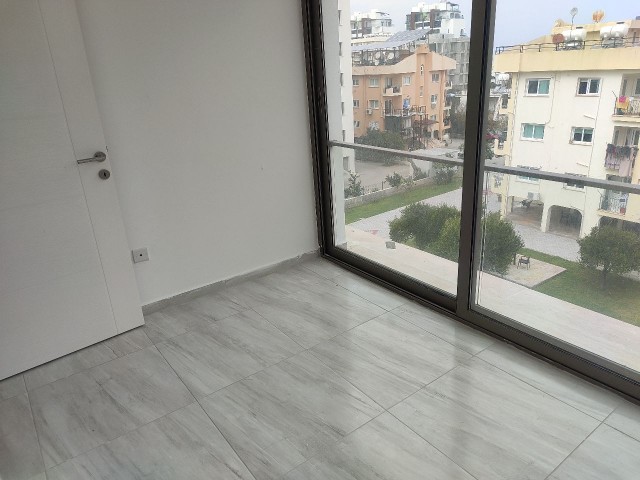 2+1 flat for sale in the center off Kyreniye with a commercial permit