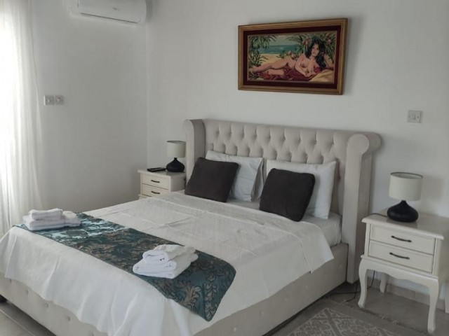 Tatil için 4 yatak odalı muhteşem Villa