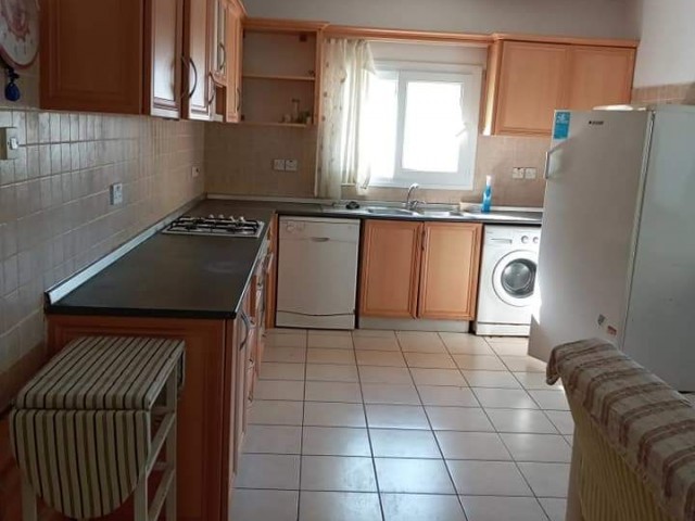 3+1 apartment for sale in Kyrenia center