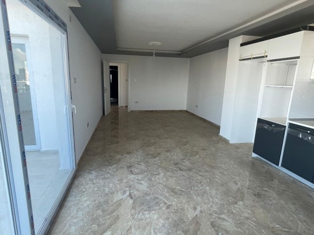 3 + 1 NEUE PENTHOUSE LETZTE 1 WOHNUNG ZUM VERKAUF IM ZENTRUM VON FAMAGUSTA ** 