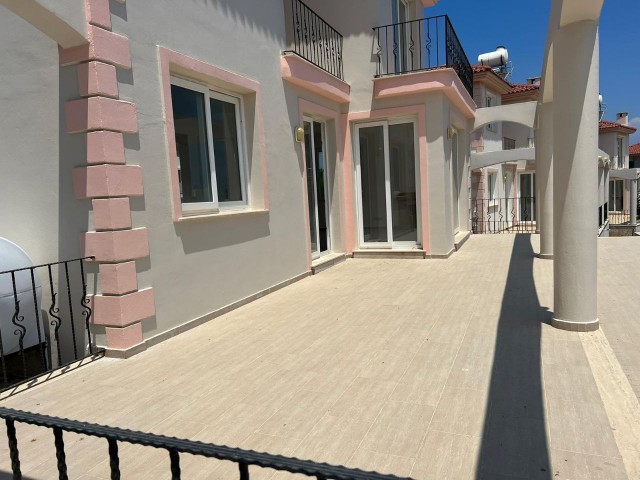 3 beroom villa in Karşıyaka. Mountain side  it has a beaituful sea and mountain view. Private 10x5 swimming pool, electric shutters, fly screens and white goods and aircon. Ready title deed. For details05338403555