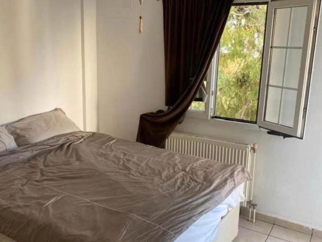 Langzeitmiete villa in Kyrenia Bellapais. 3 Schlafzimmer mit Gemeinschaftspool. 05338403555 ** 