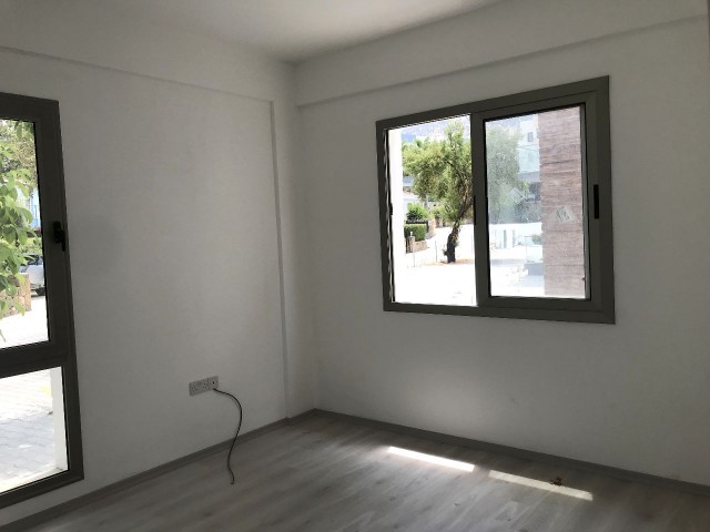 2+1 ground floor flat in Girne Lapta, ready to move in. 05338403555 ** 